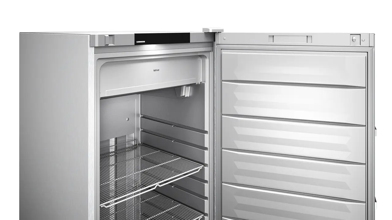 ぷぷページ Liebherr freezer SFFFg 5501/740 Performance